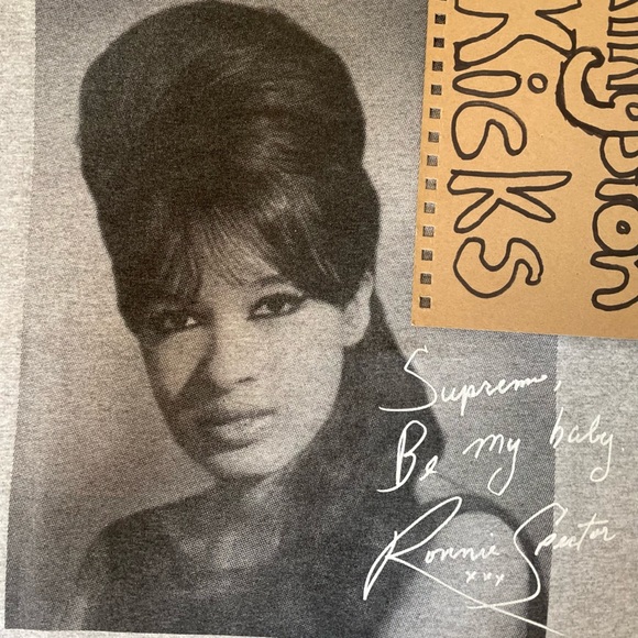 Gently used supreme Ronnie tshirt measurements in photo - Picture 3 of 4